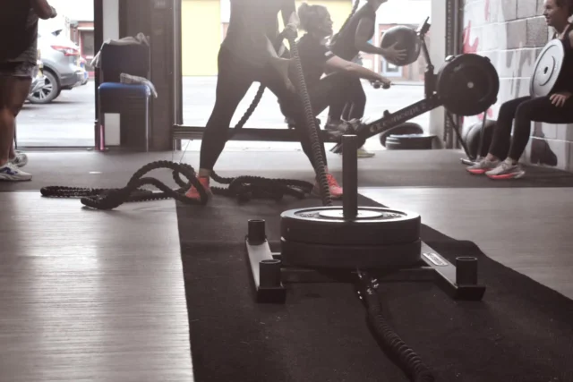 What a great start 🙌😎☀️

We had a waiting list...
25 Booked in...
23 turned up....
Brilliant  drive and motivation 🙌

Friday seems like the workout before the guilty weekend begins 🤣

Thanks Kate Richards for the coaching and set up this morning ❤️

#hyroxtraining #functionalfitness #groupfitness @angharadj0071803 @richardskate3